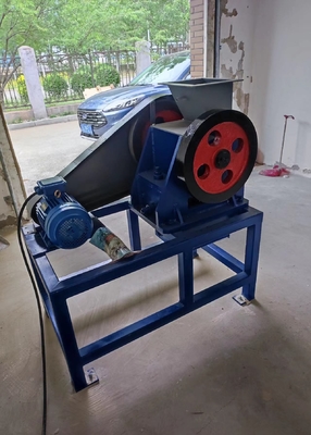 Μηχανή 45kg/H Sealed Compact MPE Type Lab Jaw Crusher